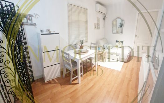 Piso en venta en CL Monte Santo 26, Madrid