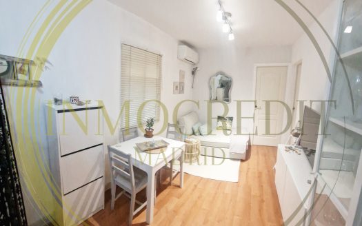 Piso en venta en CL Monte Santo 26, Madrid